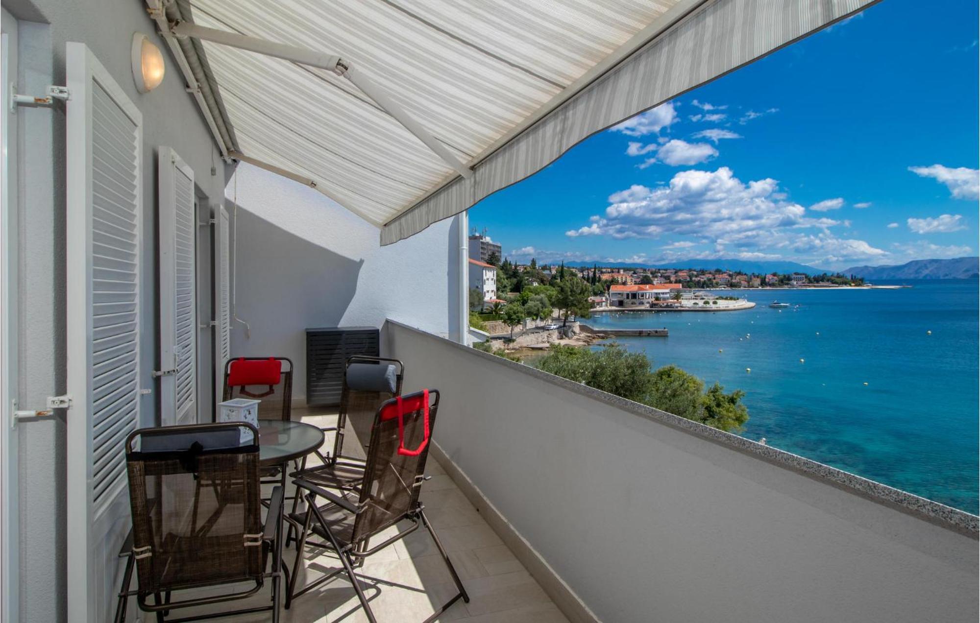 Lovely Apartment In Selce With House Sea View Buitenkant foto